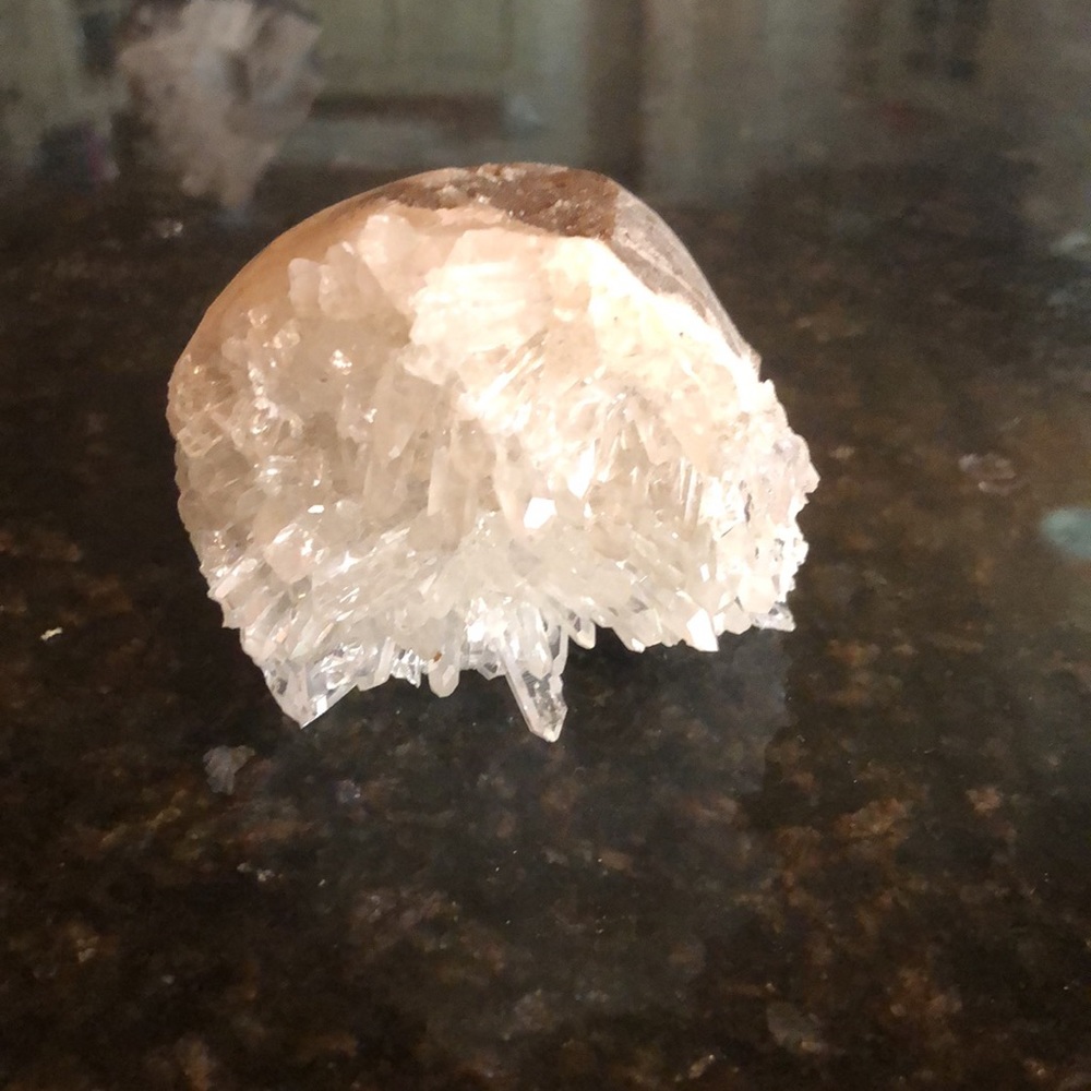 Gorgeous Crystal Cluster Carved Skull 💕 - Picture 5 of 11